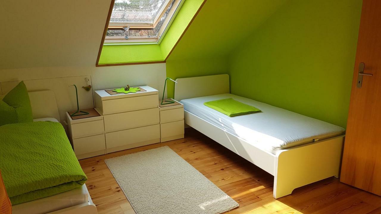 Ferienhaus Am Loeffelberghuettchen Giessubel Luaran gambar